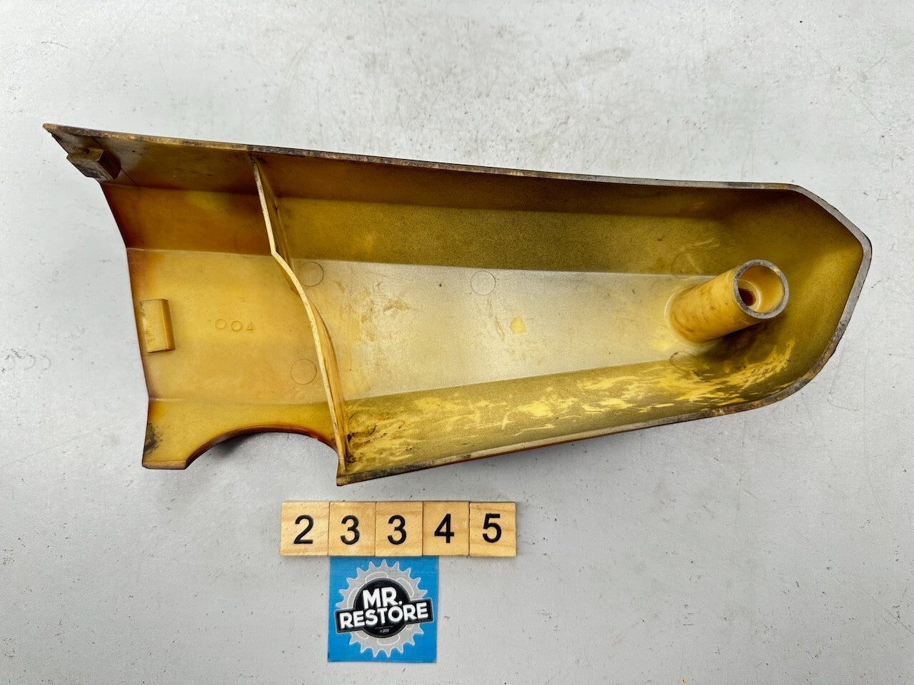Yamaha V70 V80 V90 Right Rear Frame Side Cover Panel