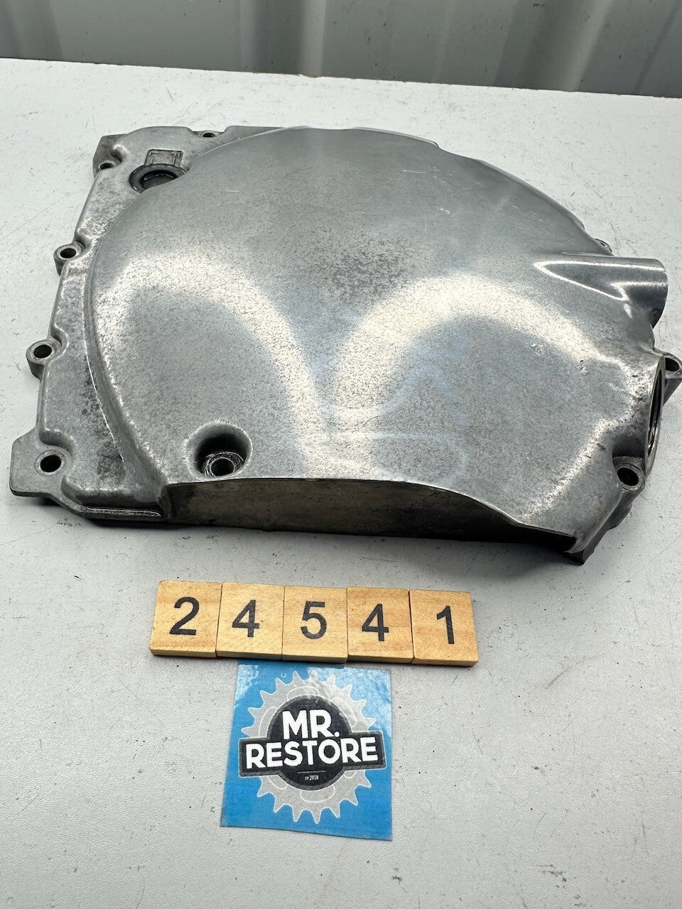 Suzuki GSX750 '82-83' Katana GS750 '80-83' Clutch Cover 11340-45401  1SZZ361