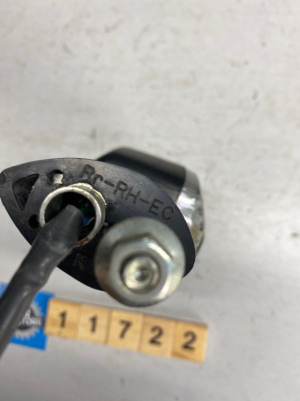 Honda CBR600 CBR600RR Rear R/H Indicator Flasher Winker OEM 33600-MFJ-D42
