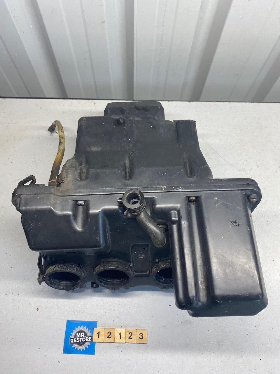 Kawasaki Z750 2006 Air Cleaner Box Filter, Carb Rubbers & Clips KHIA126
