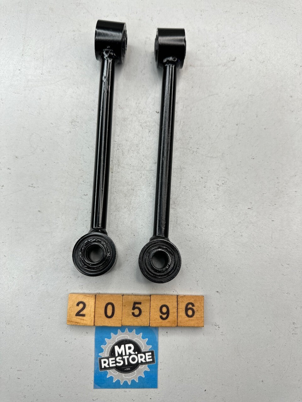 Yamaha RZ250 RZ350 RD350 RD250 YPVS Pair of Lower Engine Stays (repainted)