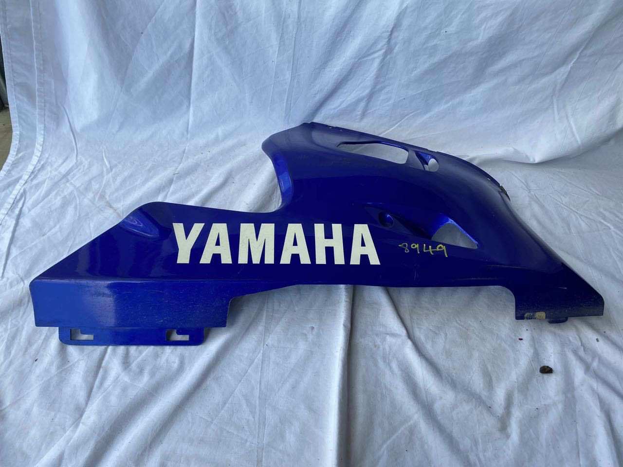 Yamaha R6 YZF 98-02 R/H Lower Fairing Panel 5EB-28395 Blue