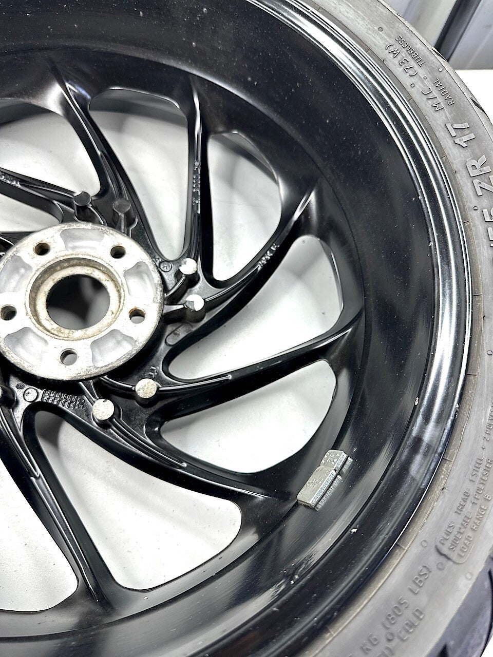 BMW F800S Rear Wheel With Good Condition Continental Tyre Fitted 7589363