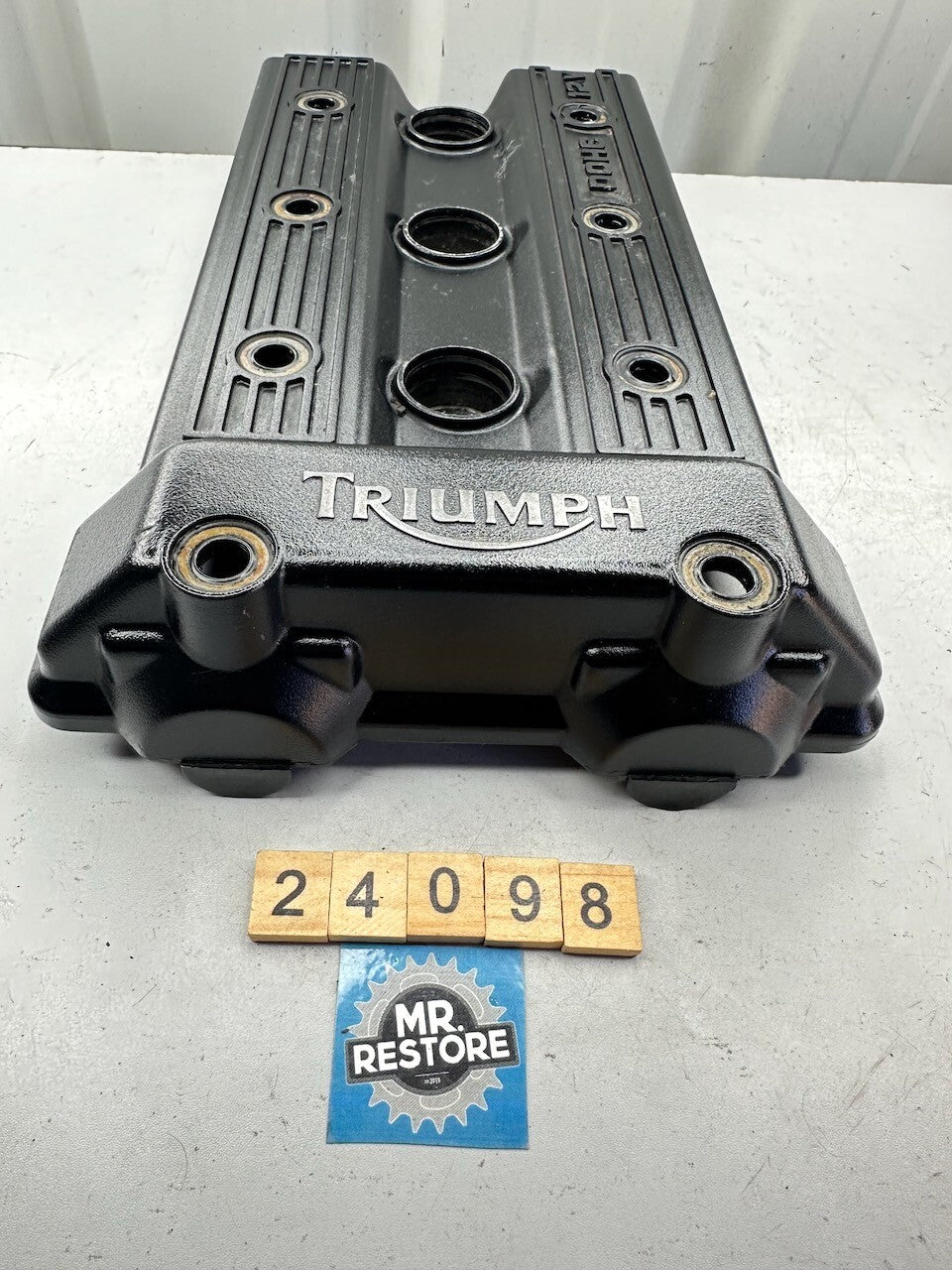 Triumph Daytona Speed Triple Sprint Tiger Trident Trophy - Cylinder Head Cover