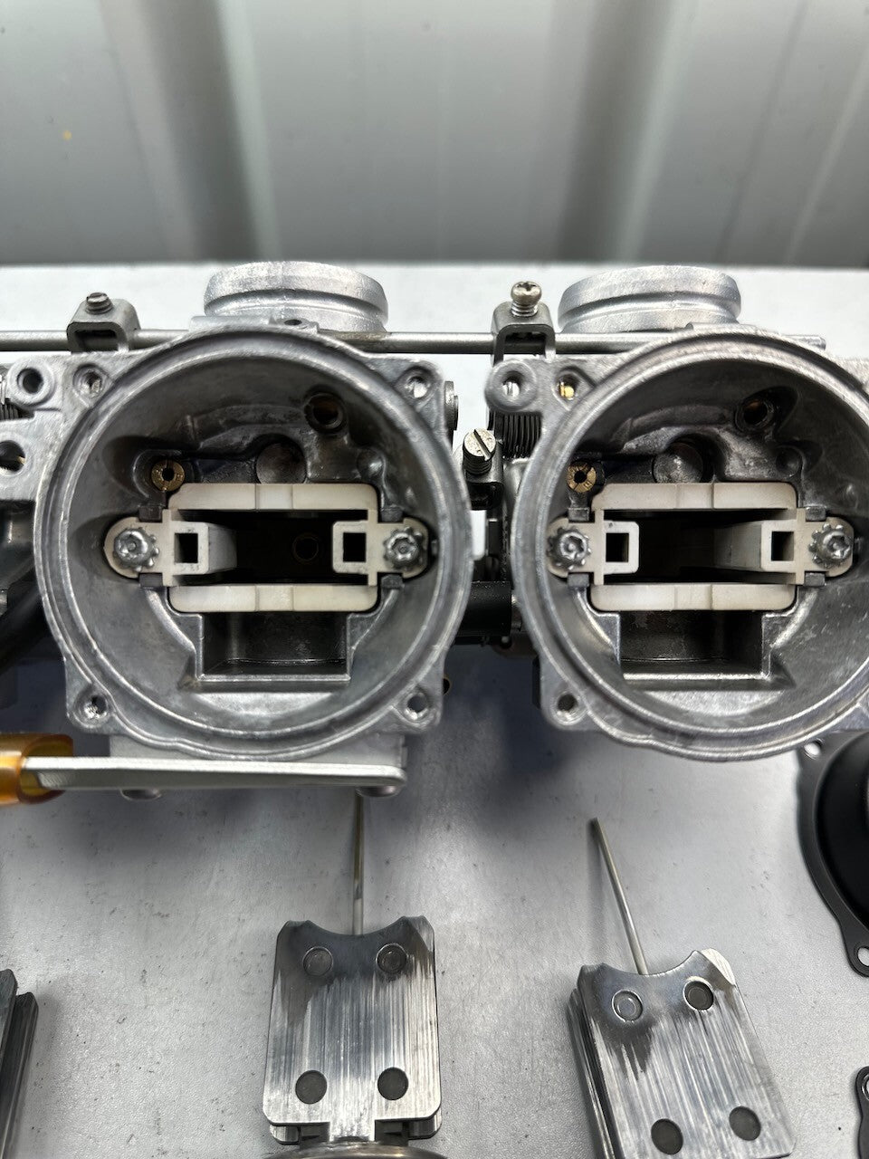 Suzuki GSXR1100 1986 Set of Carburettors Carbs