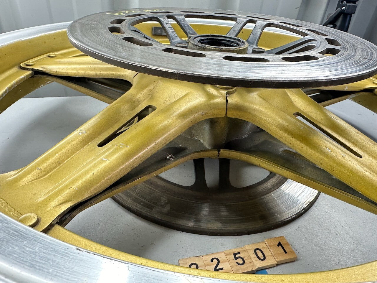 Honda Vintage Gold Comstar Wheel & Discs 19 x 2.15 (Dated November 79)
