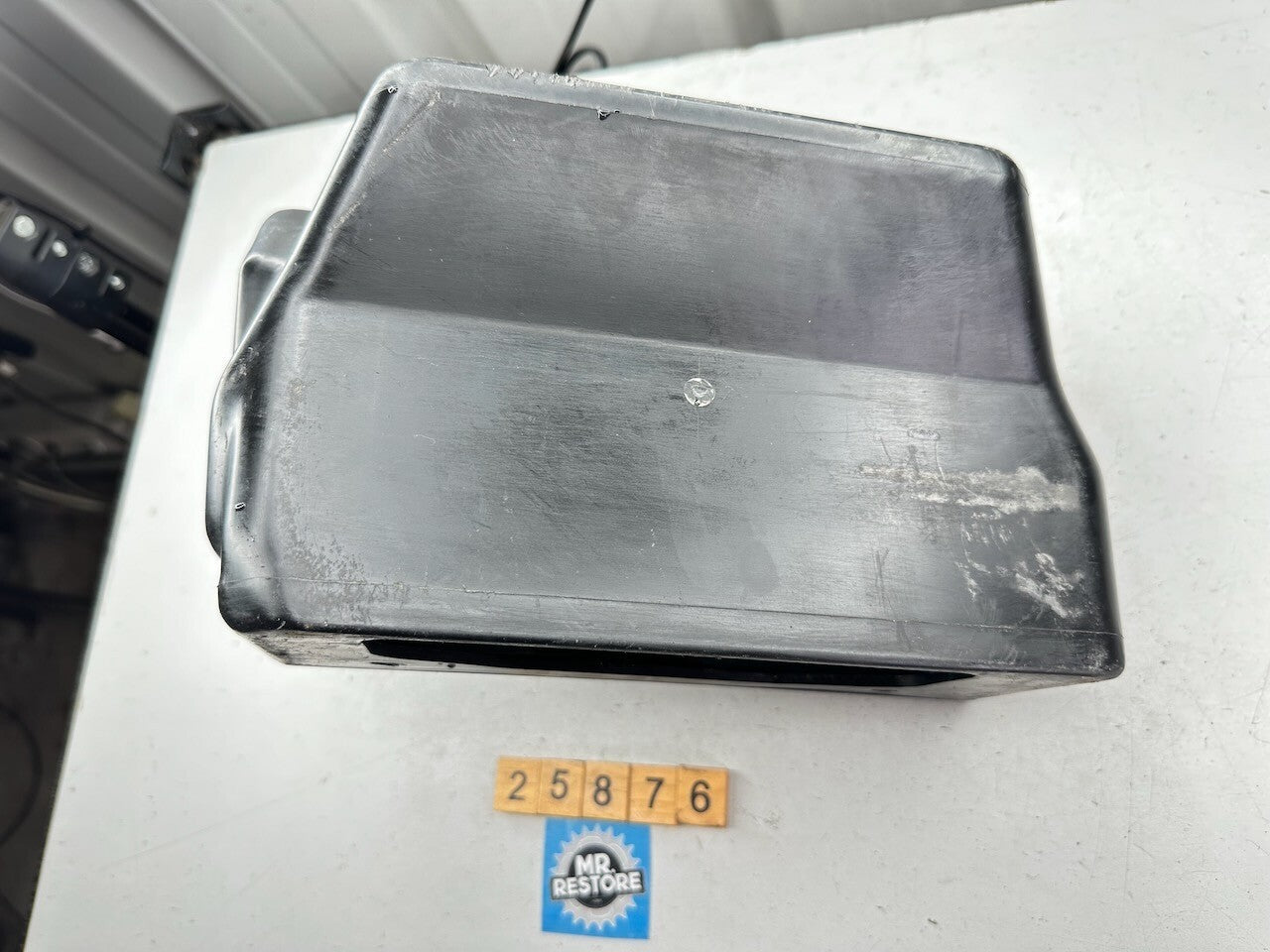 Kawasaki Z1300 KZ1300 '79-82' Air Cleaner Rear Case Box 11011-1023
