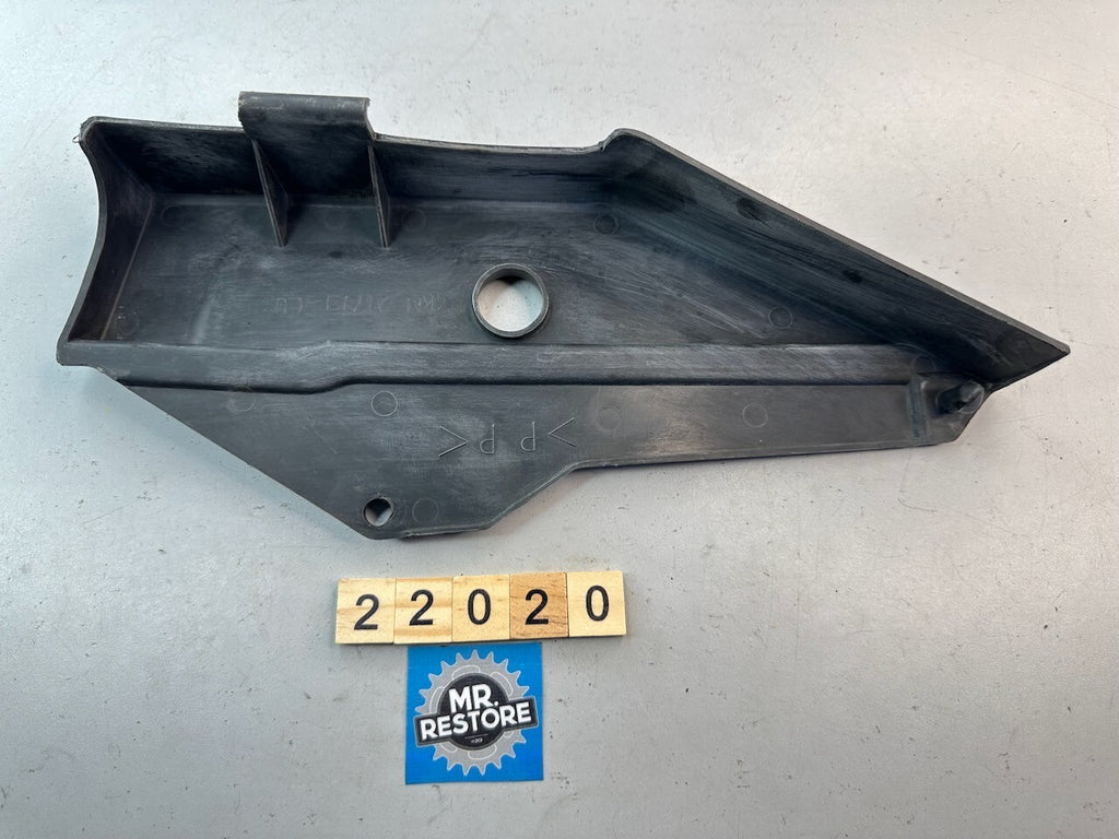 Yamaha XJ900S Diversion 1995-02 Side Cover 4KM-2171E