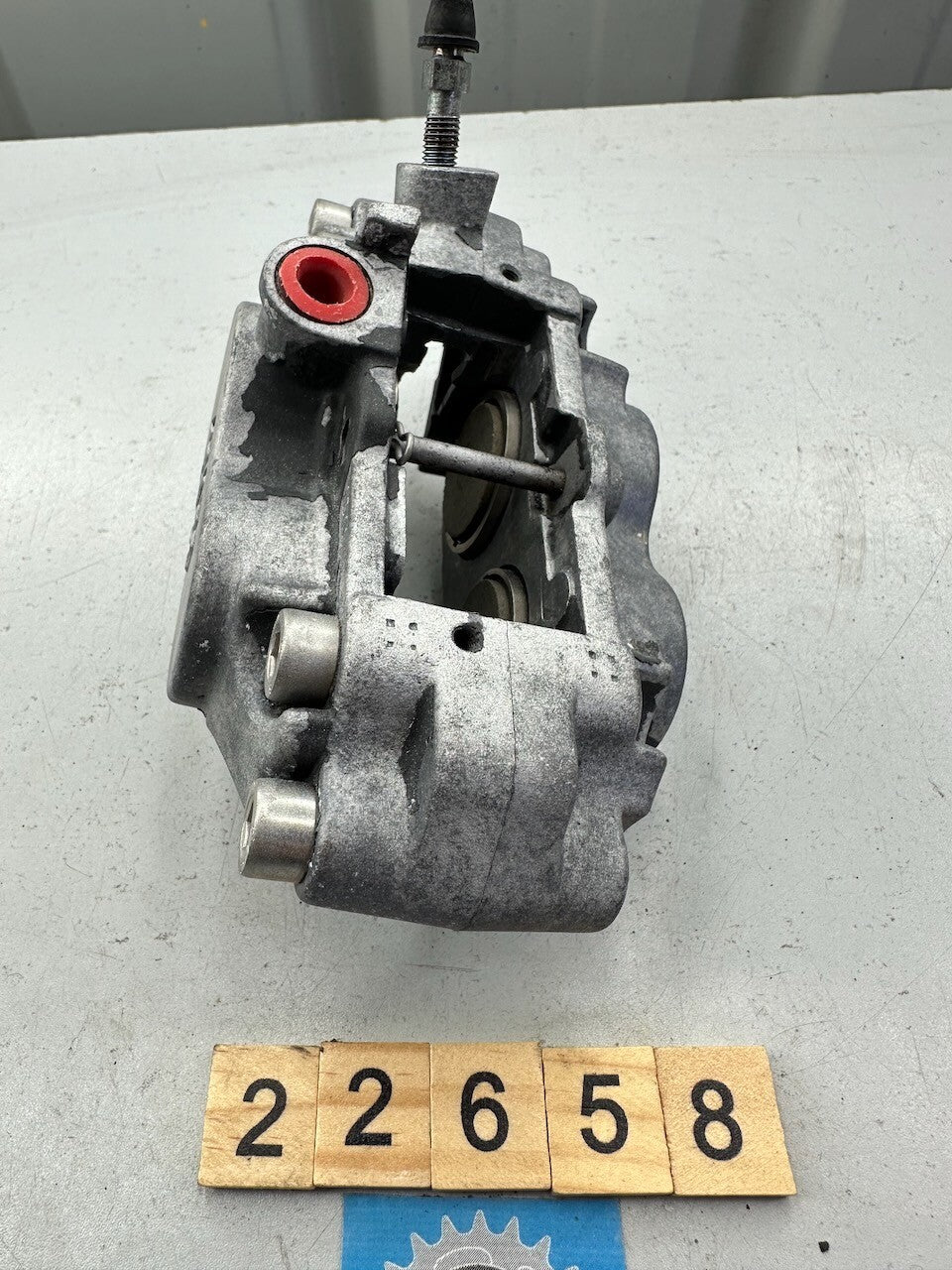 Kawasaki ZX750 ZX7R 1991-94 Front Left Brake Caliper 43041-1499-FE