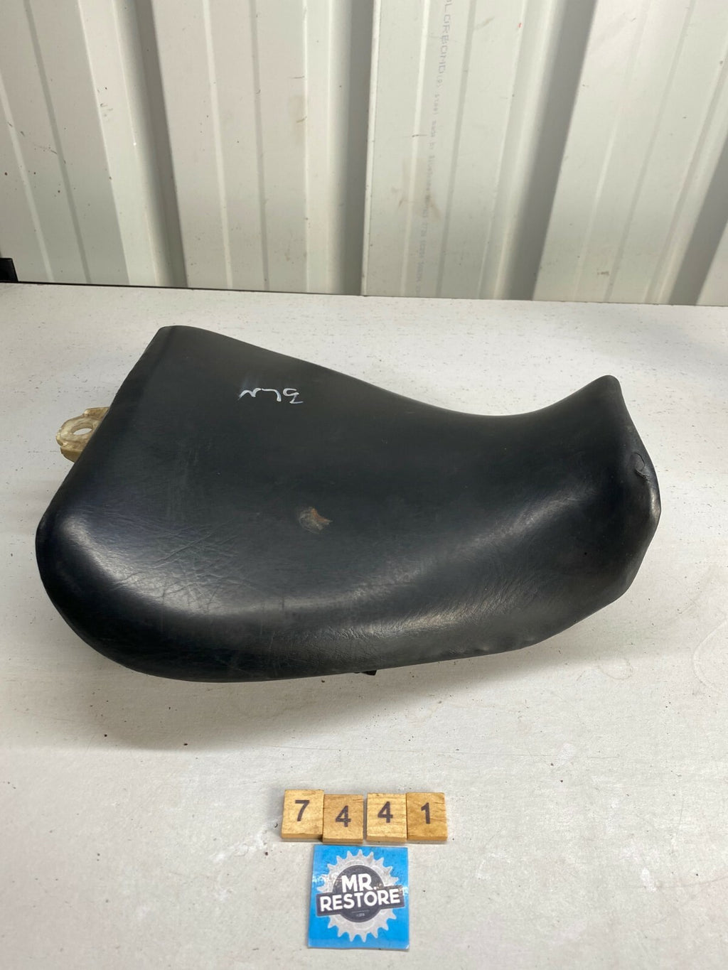 Yamaha FZR250 3LN Riders Pilot Seat 3LN-24712-00