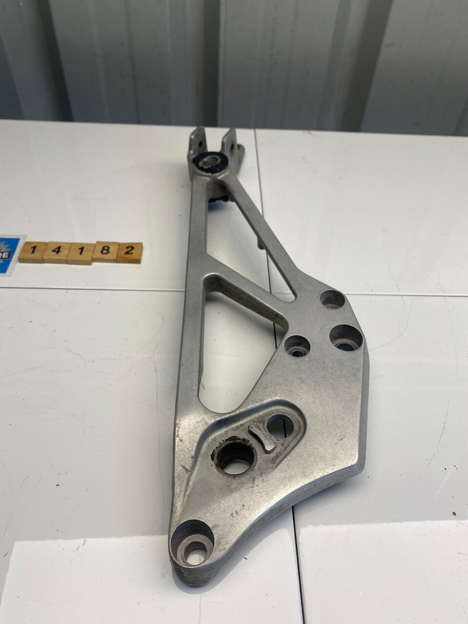 Honda VF1000 Interceptor 1984 R/H Step Footrest Bracket - 50610-MB6-010
