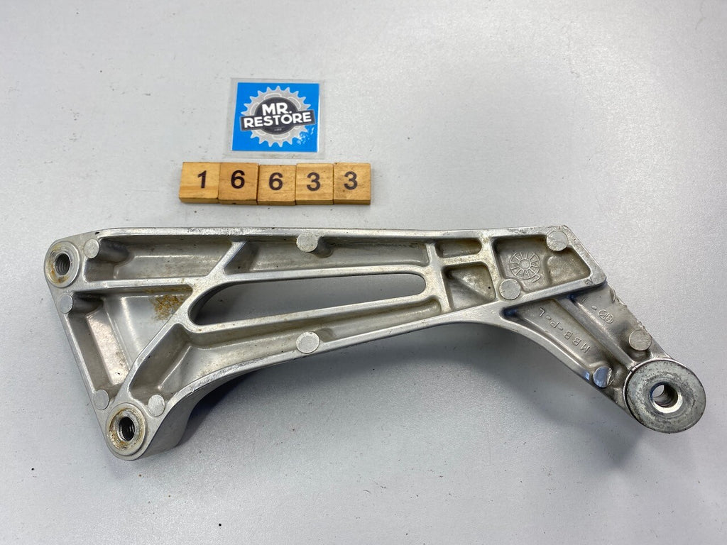 Honda VTR1000 Firestorm Superhawk 1997-00 L/H Pillion Peg Bracket 50760-MBB-000