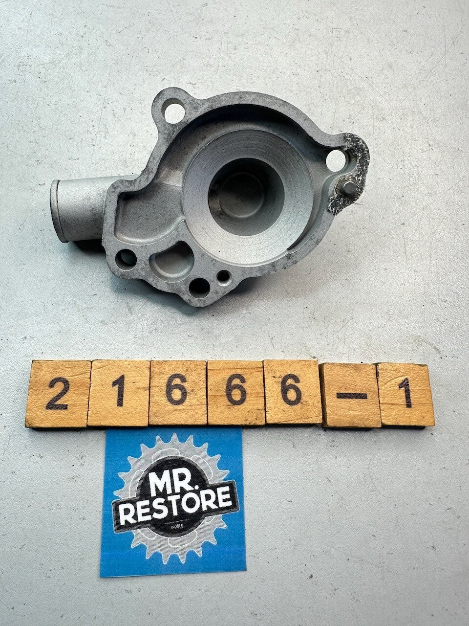 Yamaha YZ125 1983-85 Water Pump Cover 24X-12422