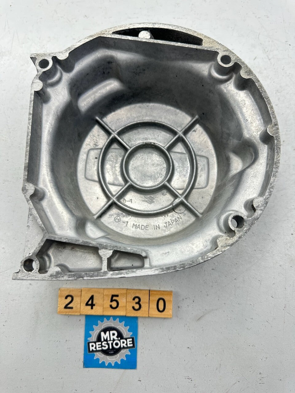 Suzuki GT380 Magneto Stator Generator Cover 11351-33601