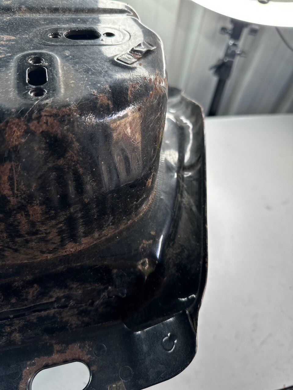 Yamaha FZR1000 EXUP 1990 to 1995 Fuel Tank & Mount