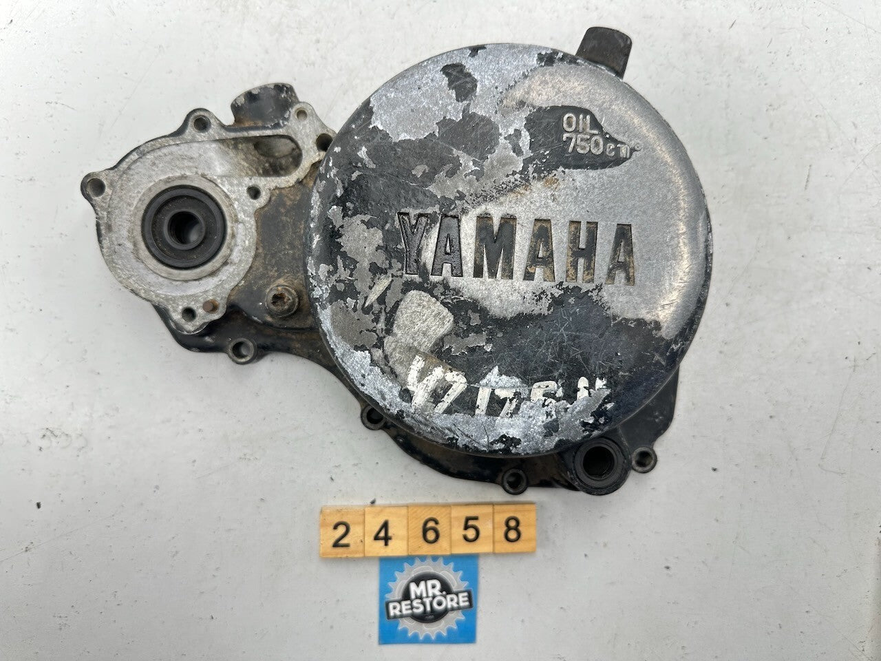 Yamaha YZ125 H 1981 Crankcase Clutch Cover 4V2-15411-00