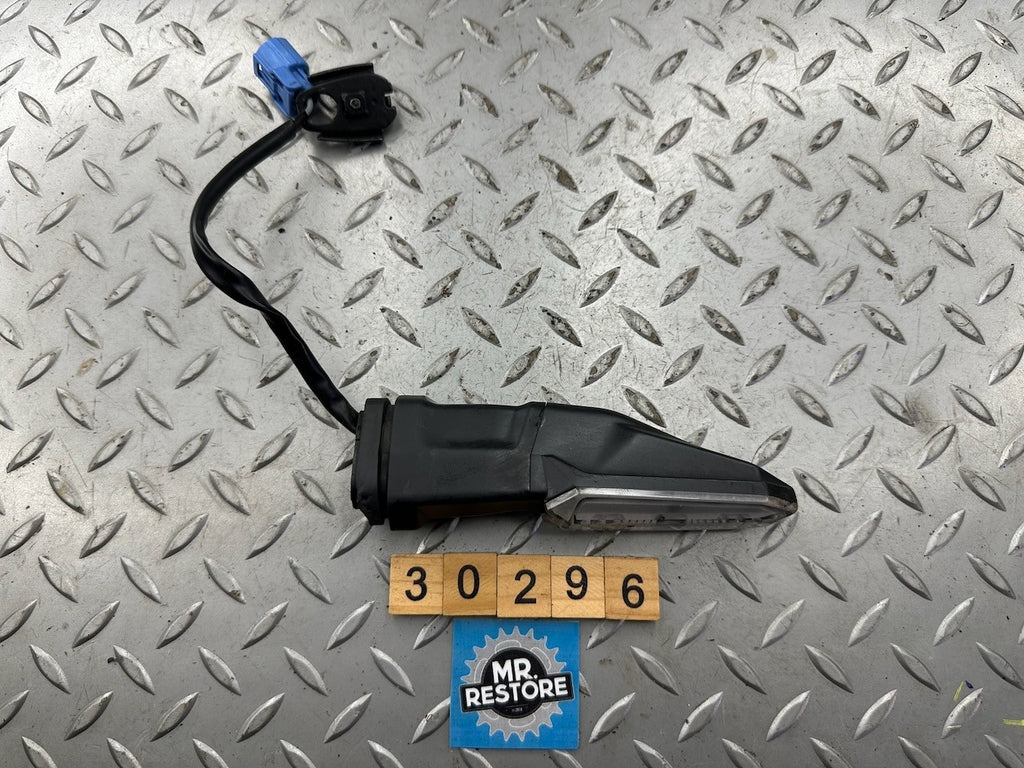 Kawasaki KLZ1000 Versys 1000 2019 Front Right Turn Signal Indicator