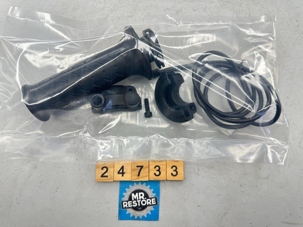 BMW G650GS 2010-16  Heated Throttle Grip 61317728862