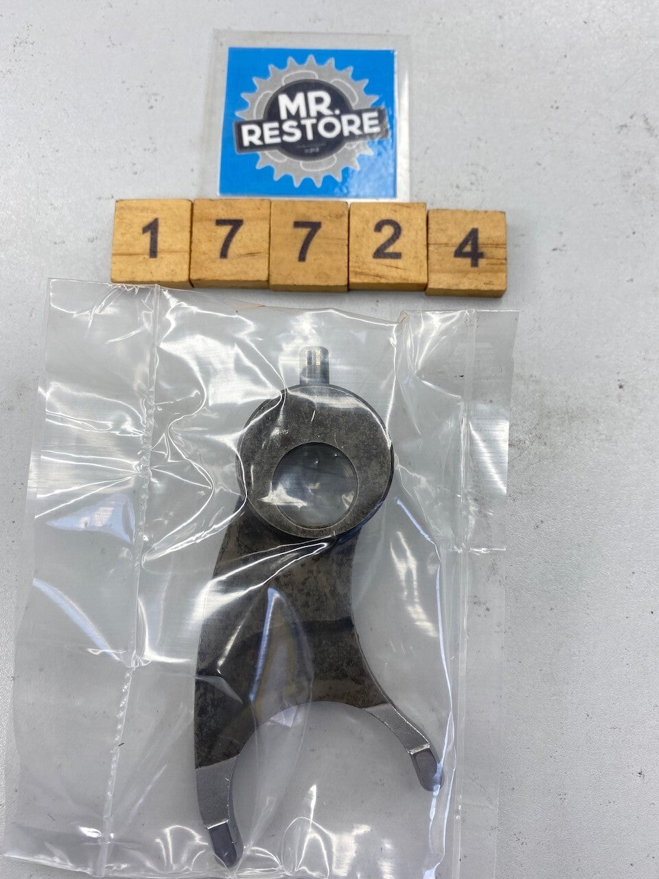 Honda XL500 XL250 XR500 XR250 FT500 R/H Gearshift Fork 24211-429-010