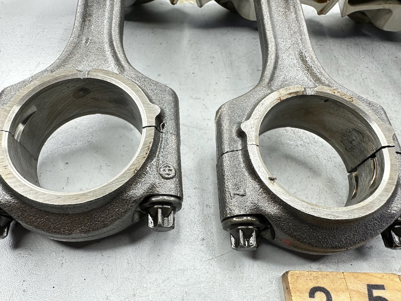 BMW K1300R Set Connecting Con Rod & Pistons (Std 80mm) 11257713547
