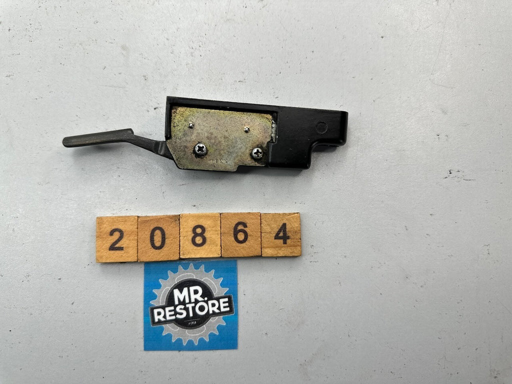 Yamaha FJ1200 FJ1100 Seat Lock Latch 36Y-24760