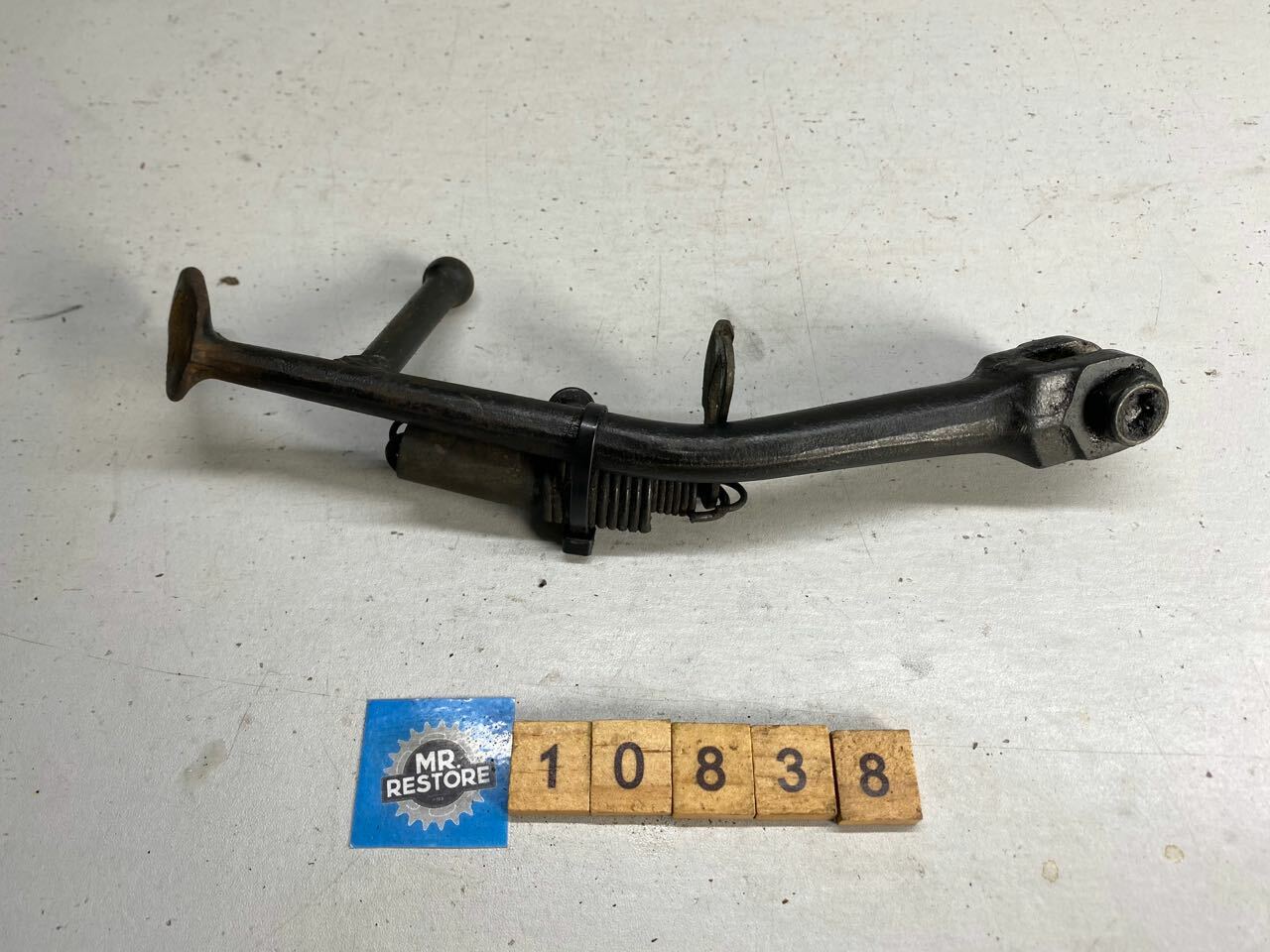 Yamaha YZF600R YZF1000R FZR600 YZF750 Side Stand Assy. 4FM-27311