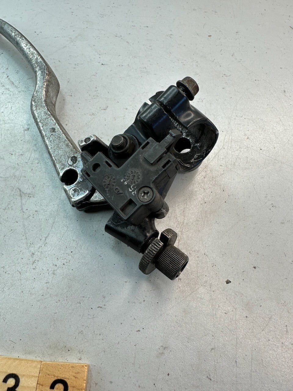 Yamaha XJ900S XJ600 XJR400 FZ400 OEM Clutch Lever & Holder
