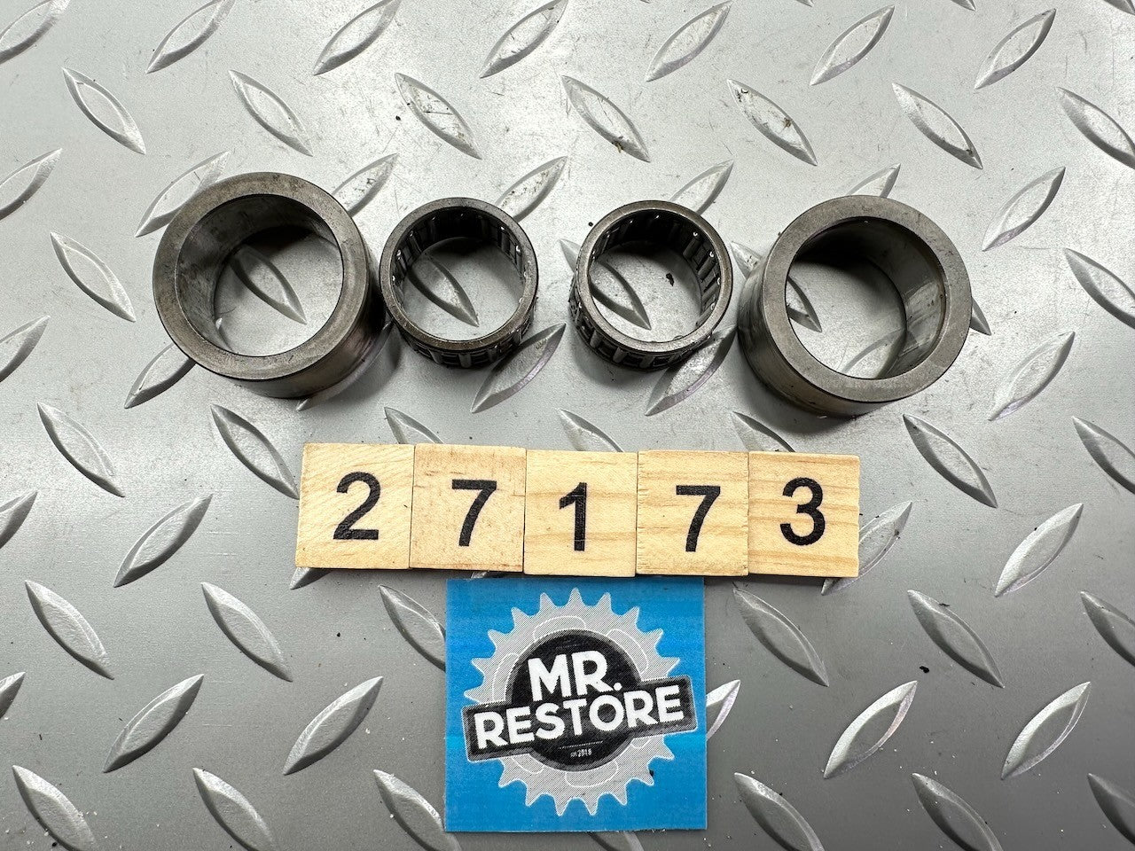 Kawasaki ZR250 ZX250 KZ1000 Z1000 KZ250 Z250 Pair Transmission Bearings & Races