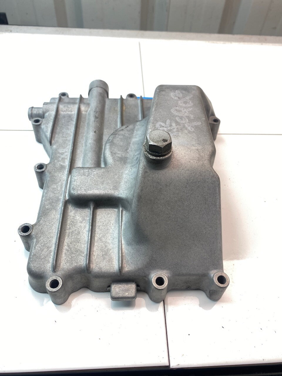 Kawasaki ZX750 ZXR750R ZX900 ZX9R Oil Pan Sump Cover 49034-1104