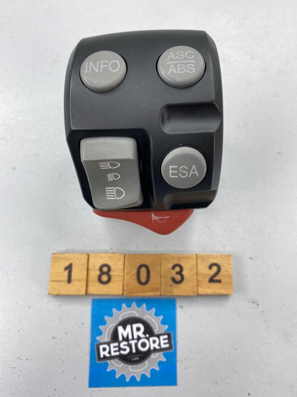 BMW R1200GS L/H Handlebar Switch with ESA Info ASC/ABS 61317704627