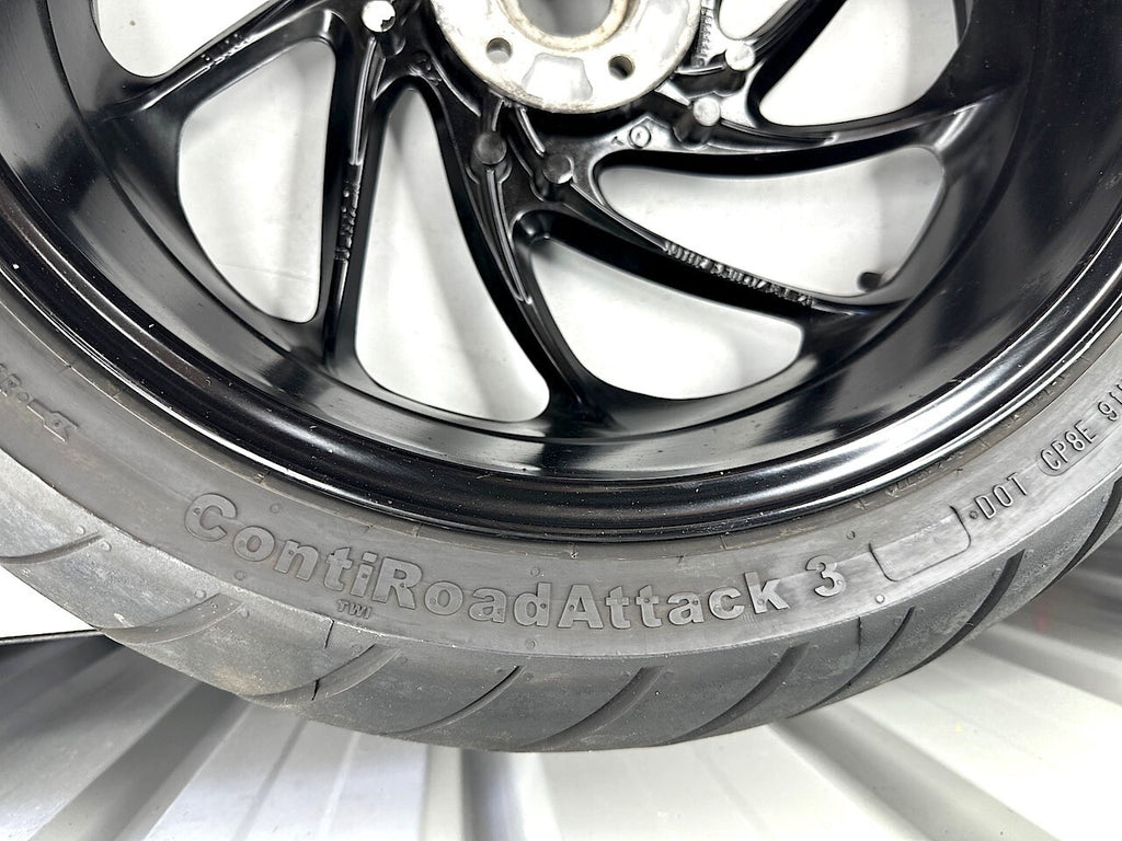 BMW F800S Rear Wheel With Good Condition Continental Tyre Fitted 7589363