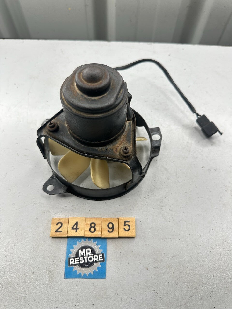 Honda VT250 F - Radiator Fan (tested)