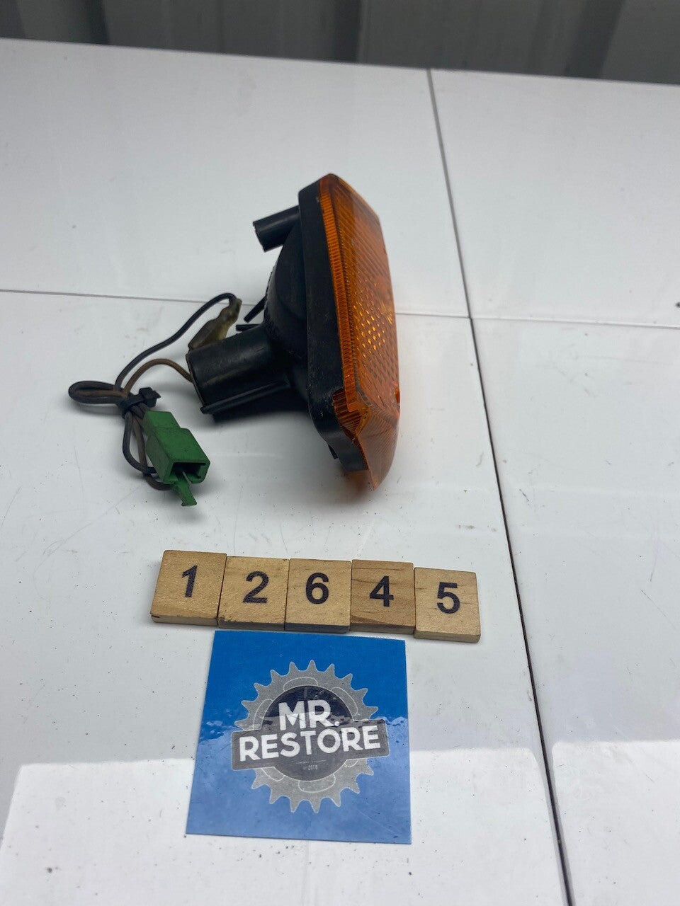 Yamaha Jog Suzuki AE50 R/H Indicator OEM with Original Stanley lens