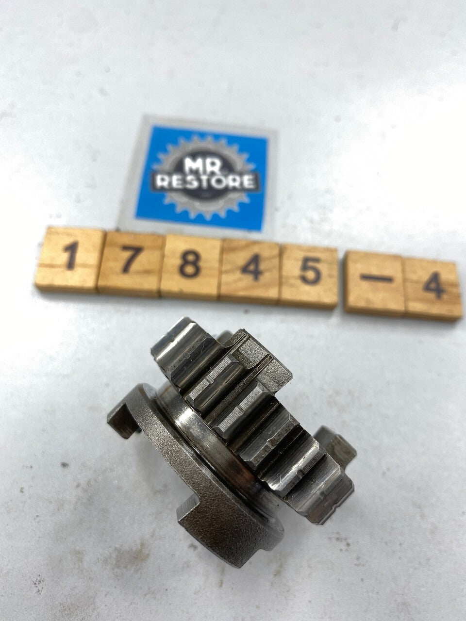 Yamaha SR500 SR400 XT500 TT500 Transmission 3rd Pinion Gear 583-17131-02