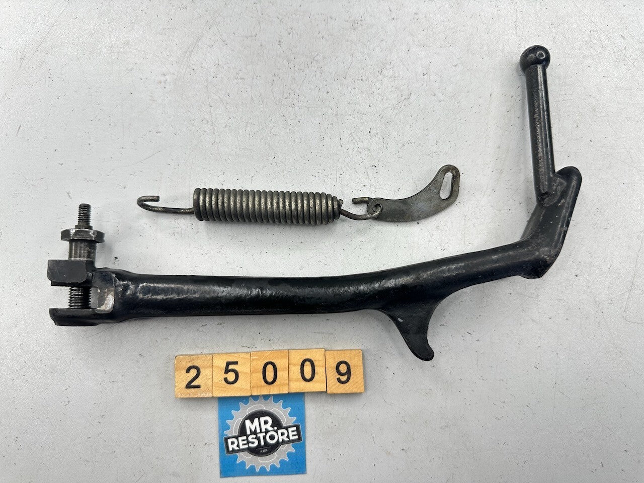 Yamaha V-Max 1200 VMX12 Side Stand & Fixings 1FK-27311-00-R4