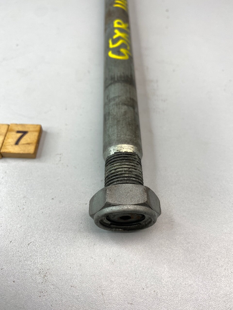 Suzuki GSXR1100 1986-88 Rear Wheel Axle & Nut 64711-06B10