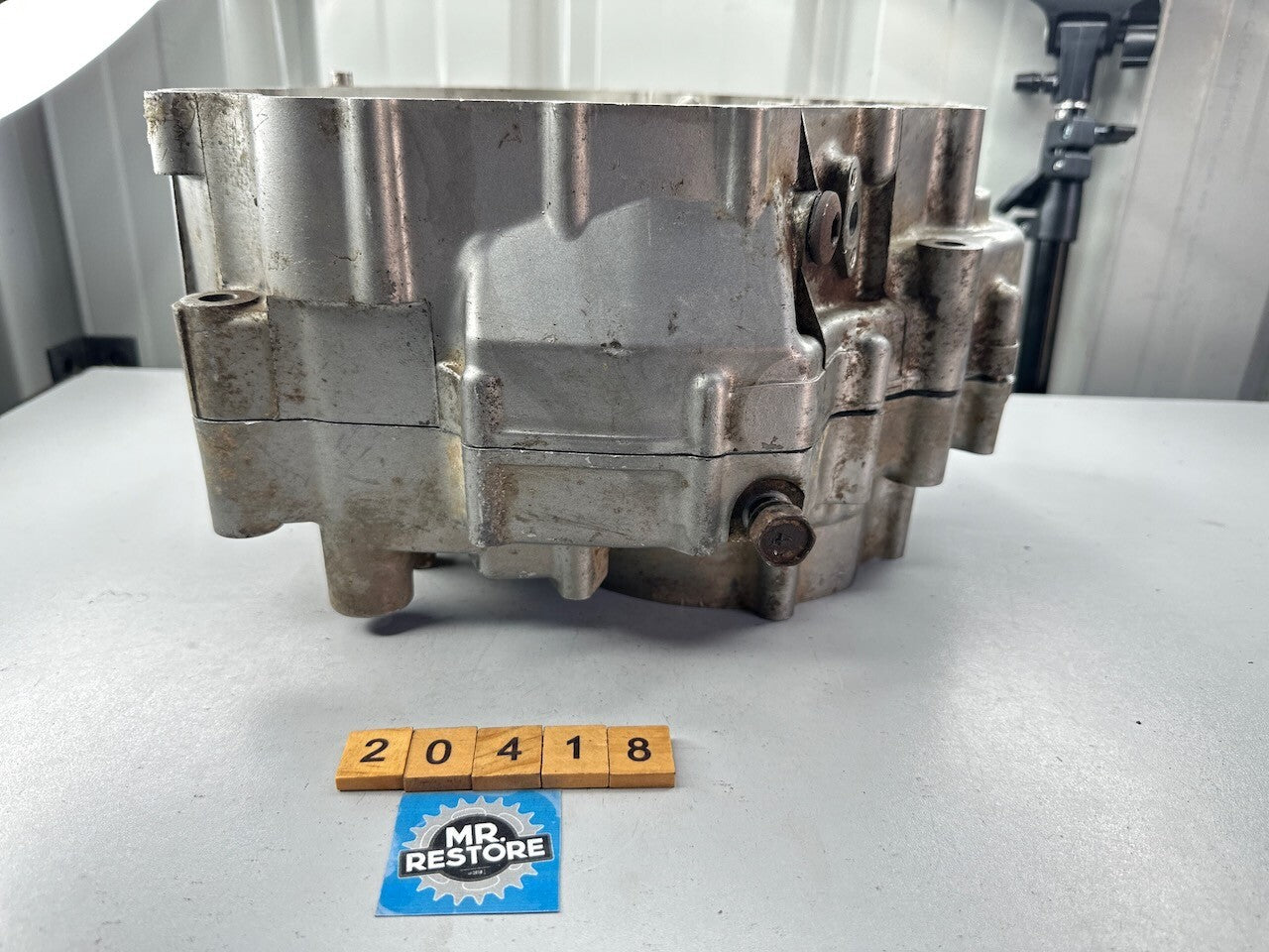 Suzuki DR350 '90-96' DR250 '90-94' Crankcases 11301-14882