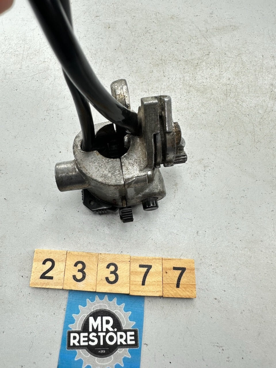 Yamaha V70 V80 V90 Left Handlebar Switch & Choke Lever
