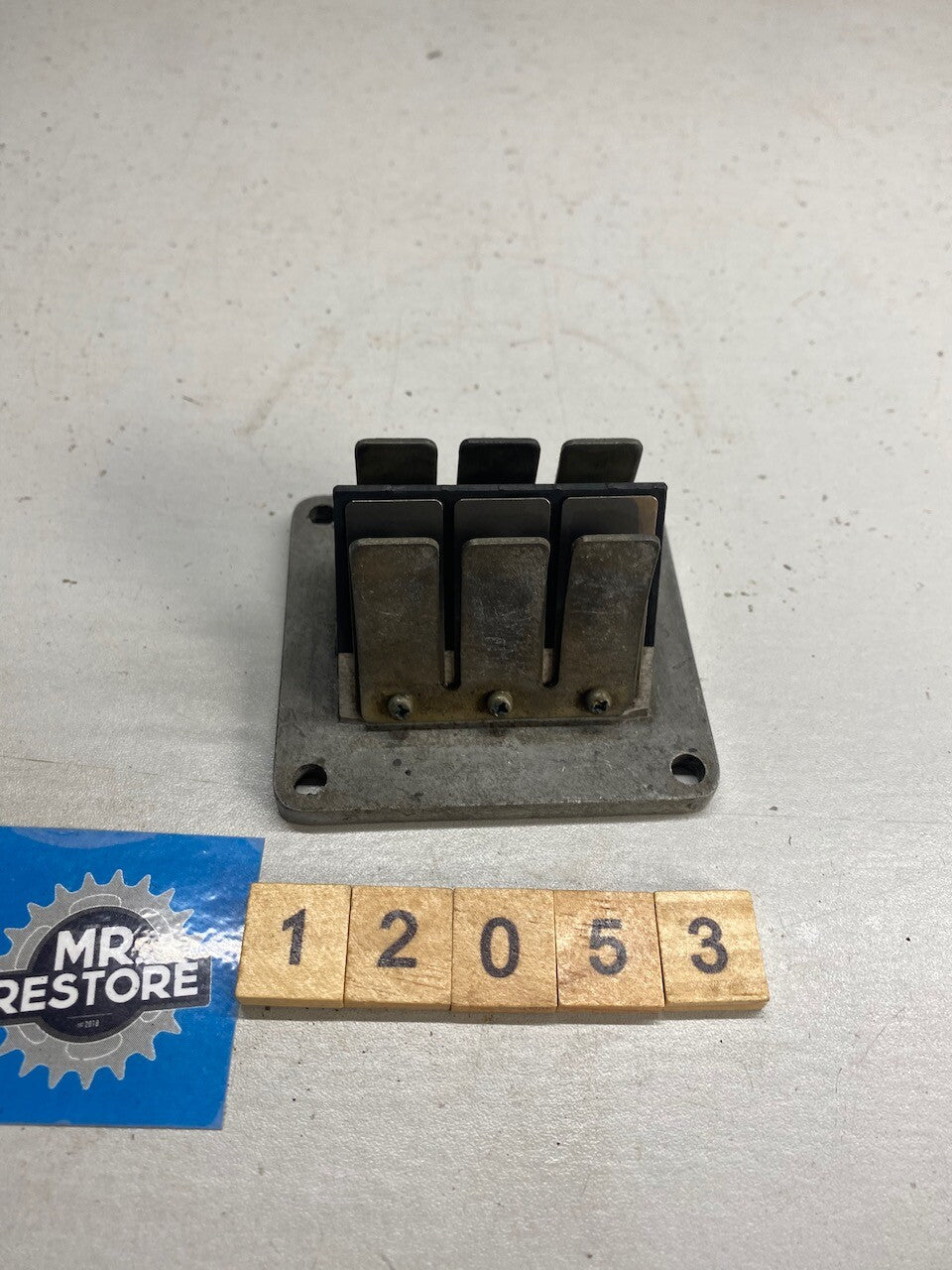 Yamaha MX250A DT250A DT360A SC500 Reed Block 363-13610-00-00