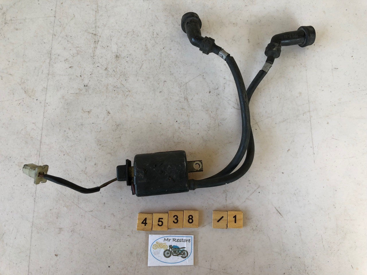 Yamaha YZF FJ Coil Genuine OEM CM12-35
