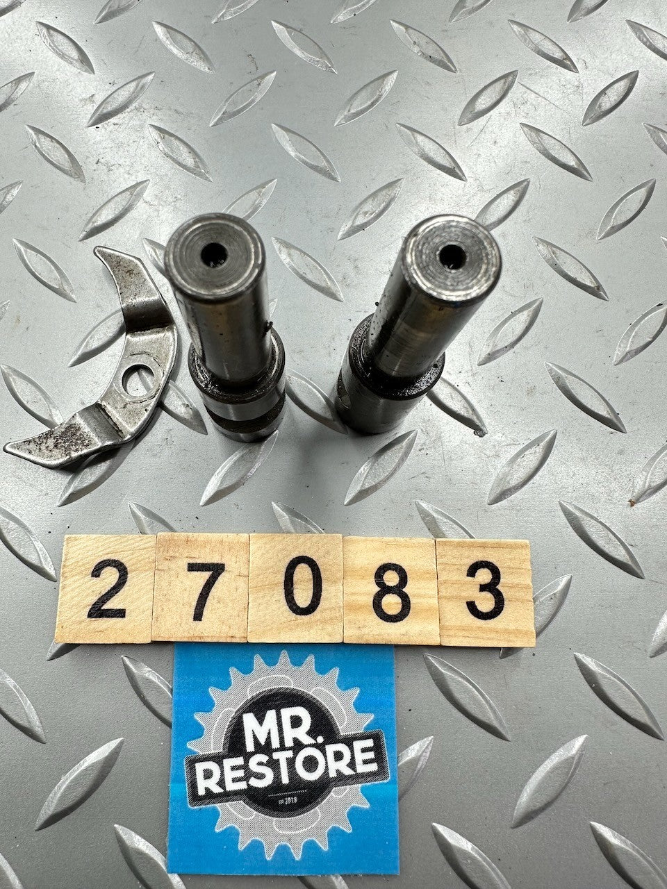 Honda SL125 CB125 CB100 TL125 XL125 CL125 Rocker Arm Shafts & Plate