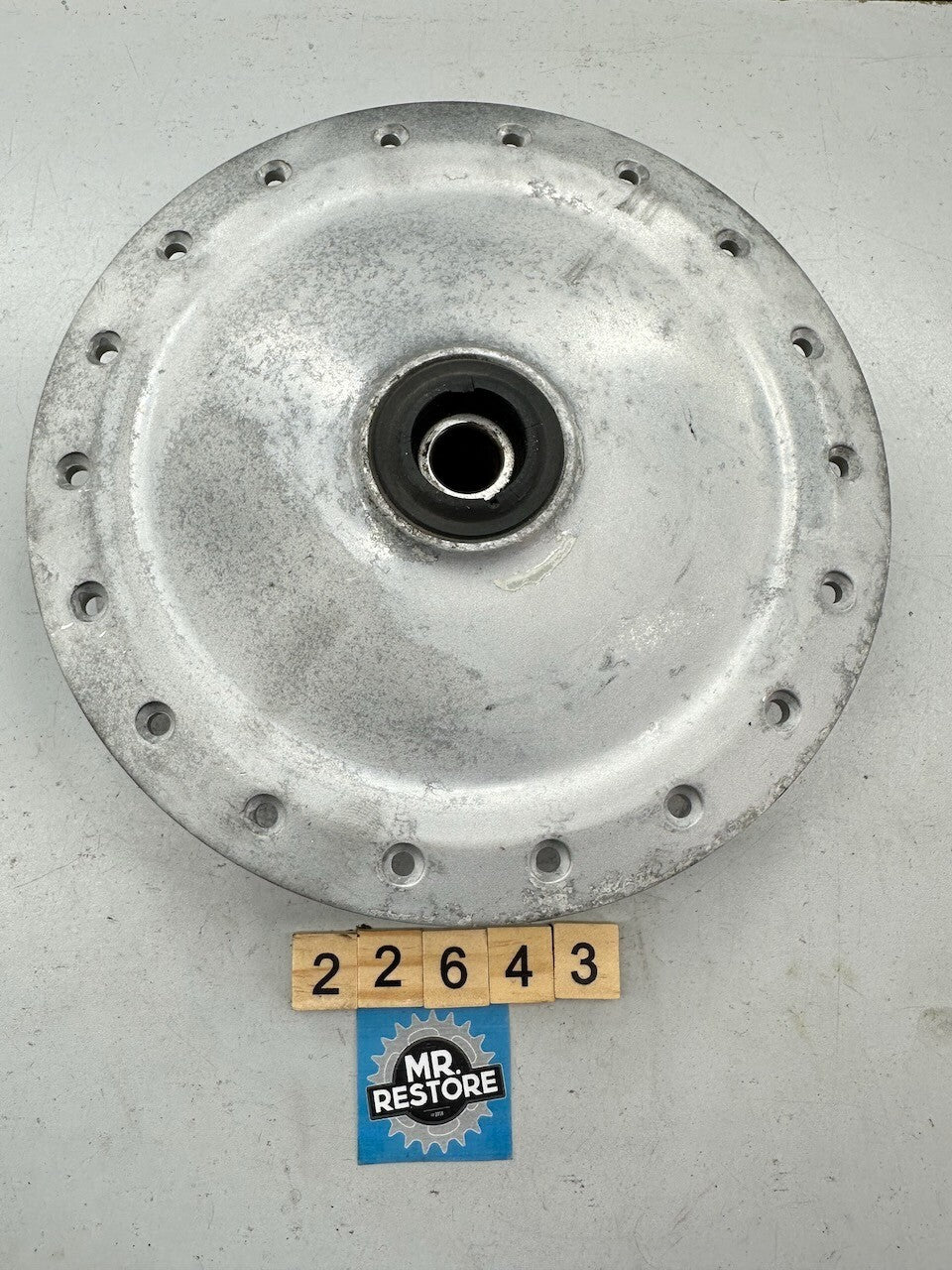 Honda CM250 CM185 CM125 CB250 Front Wheel Hub 44601-402