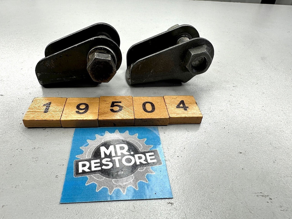 Yamaha RZ250 RZ350 RD350 RD250 YPVS Pair of Engine Stays & Bolts 3 & 4