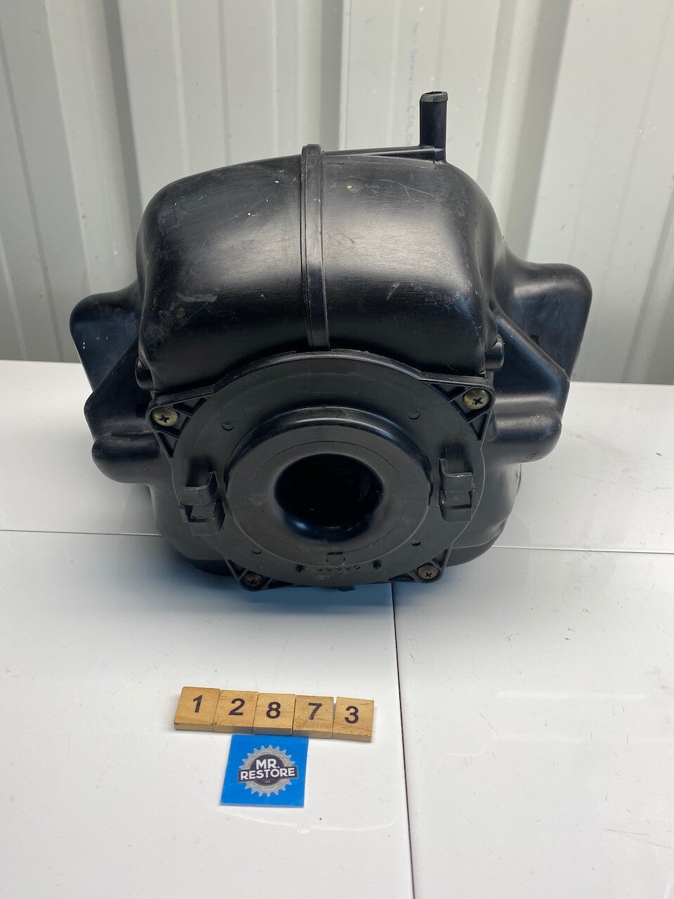 Suzuki GSX750F Katana 1998 Air Box Cleaner 13700-08F00