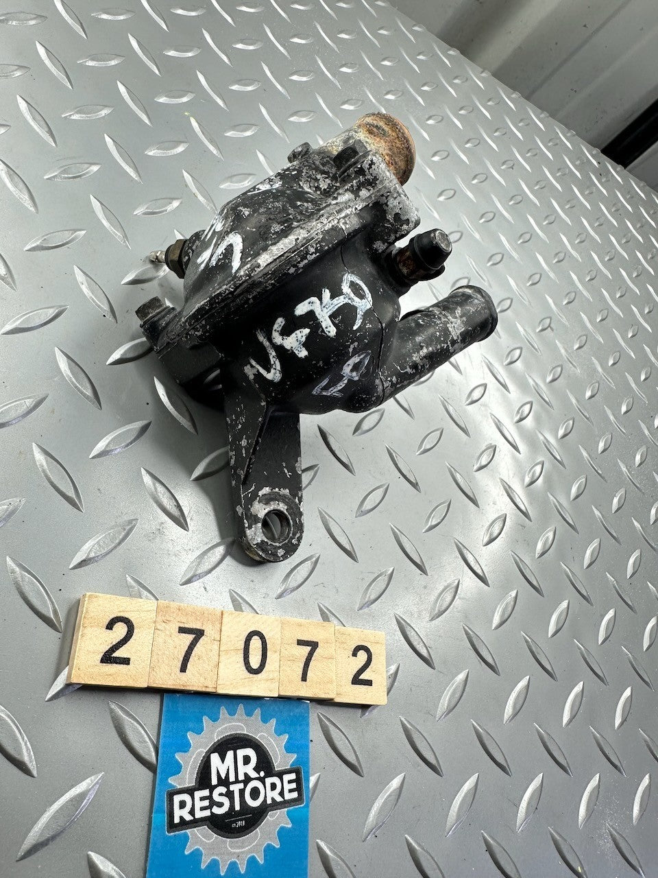Honda VF750 VF700 F Interceptor - Thermostat Case Housing & Cover 19311-MB2-010