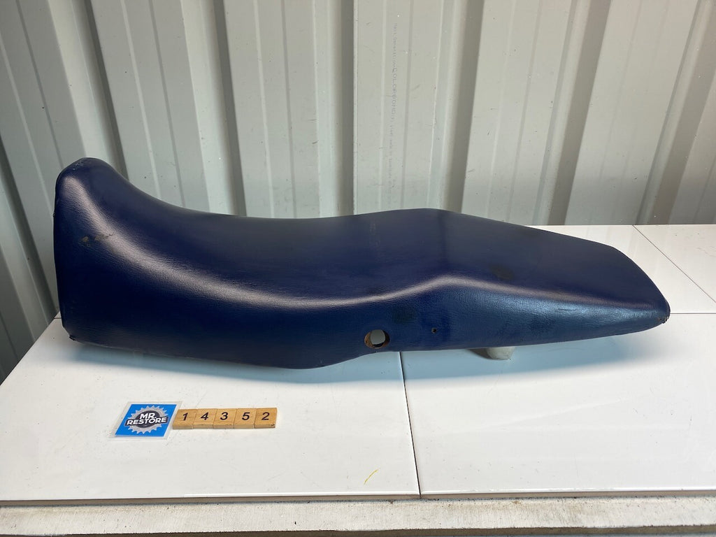Yamaha TZR250 2MA 1KT Seat 2MA-24730