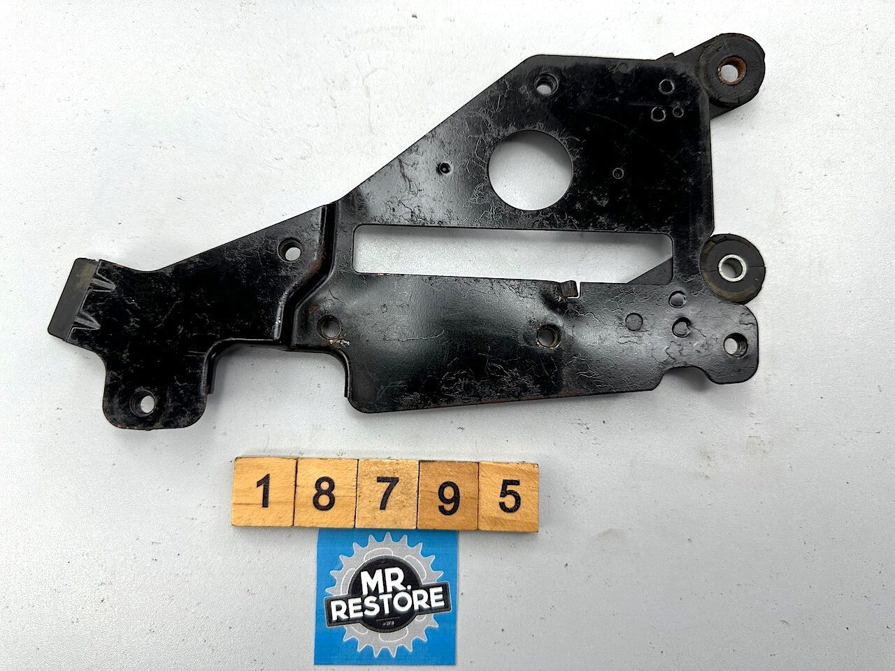 Suzuki GR650 1983-84 Electronic Parts Plate Holder 47420-15500-000