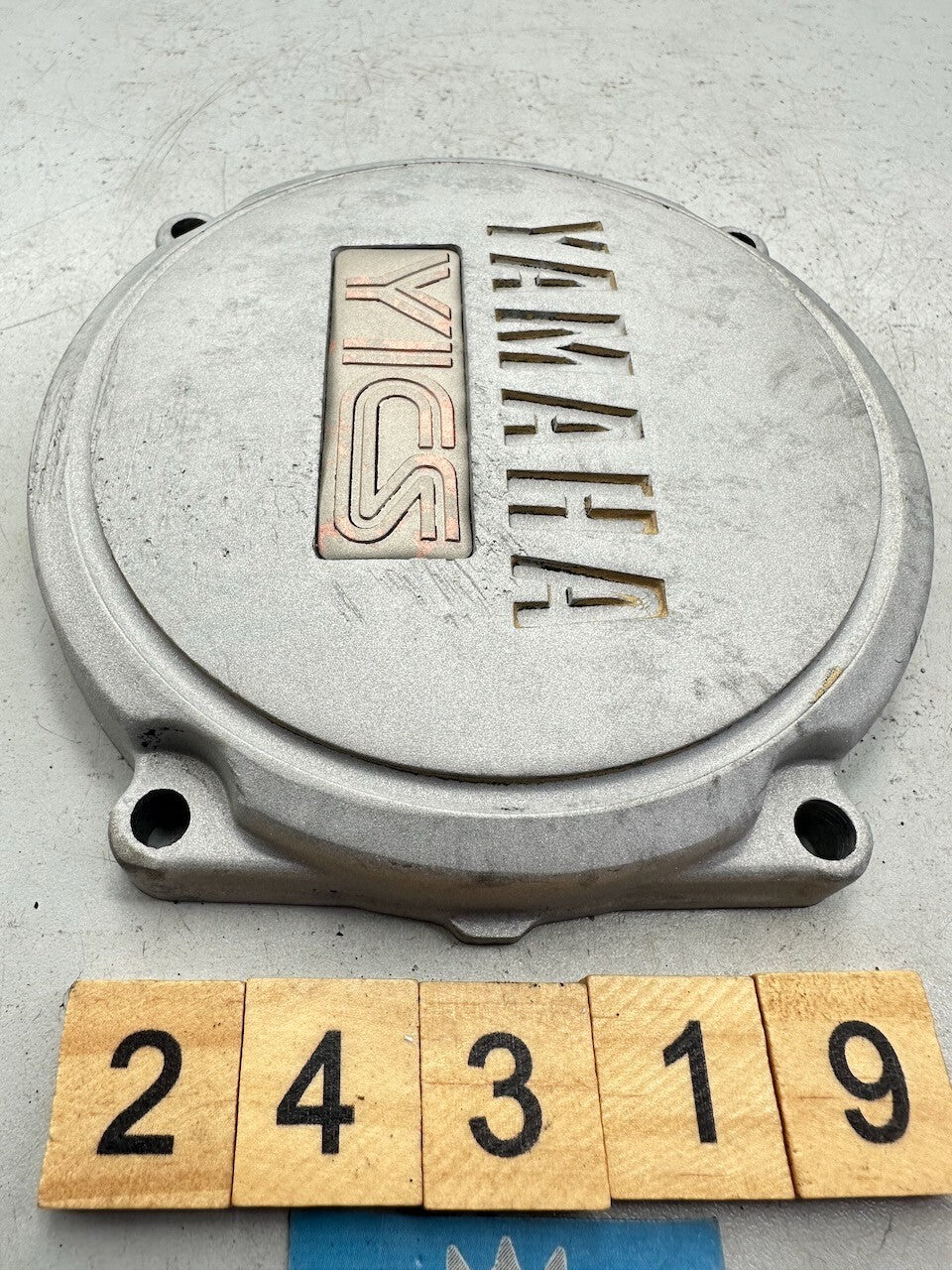 Yamaha XJ650 Turbo '82-83' Right Oil Pump Cover 16G-15426  16G-15426-00-00