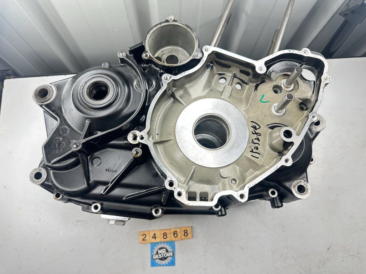 BMW G650GS '08-16' Crankcases 7700077
