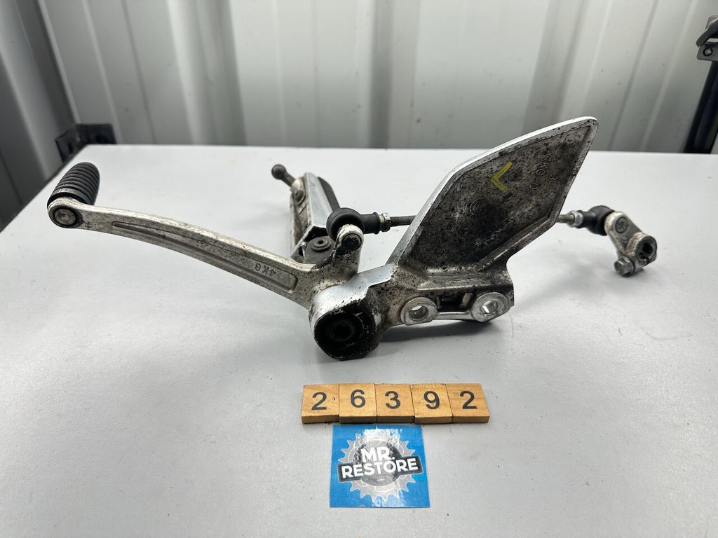 Yamaha XJR1300 Left Riders Foot Rest Peg / Bracket & Gear Shift Pedal